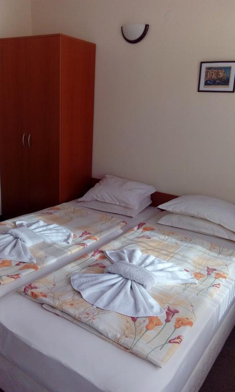 Nirvana Guest House Nesebar Ngoại thất bức ảnh